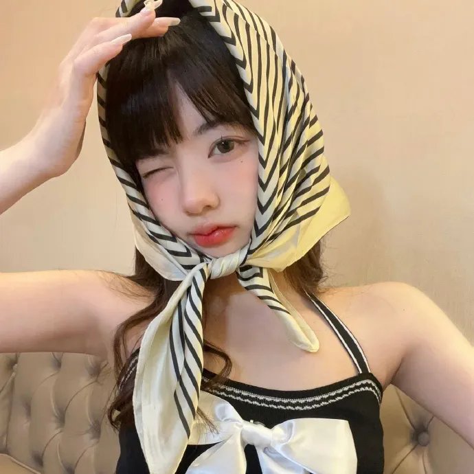 满床春色